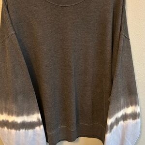 PINK Victoria's Secret Heather Gray and blue Top
